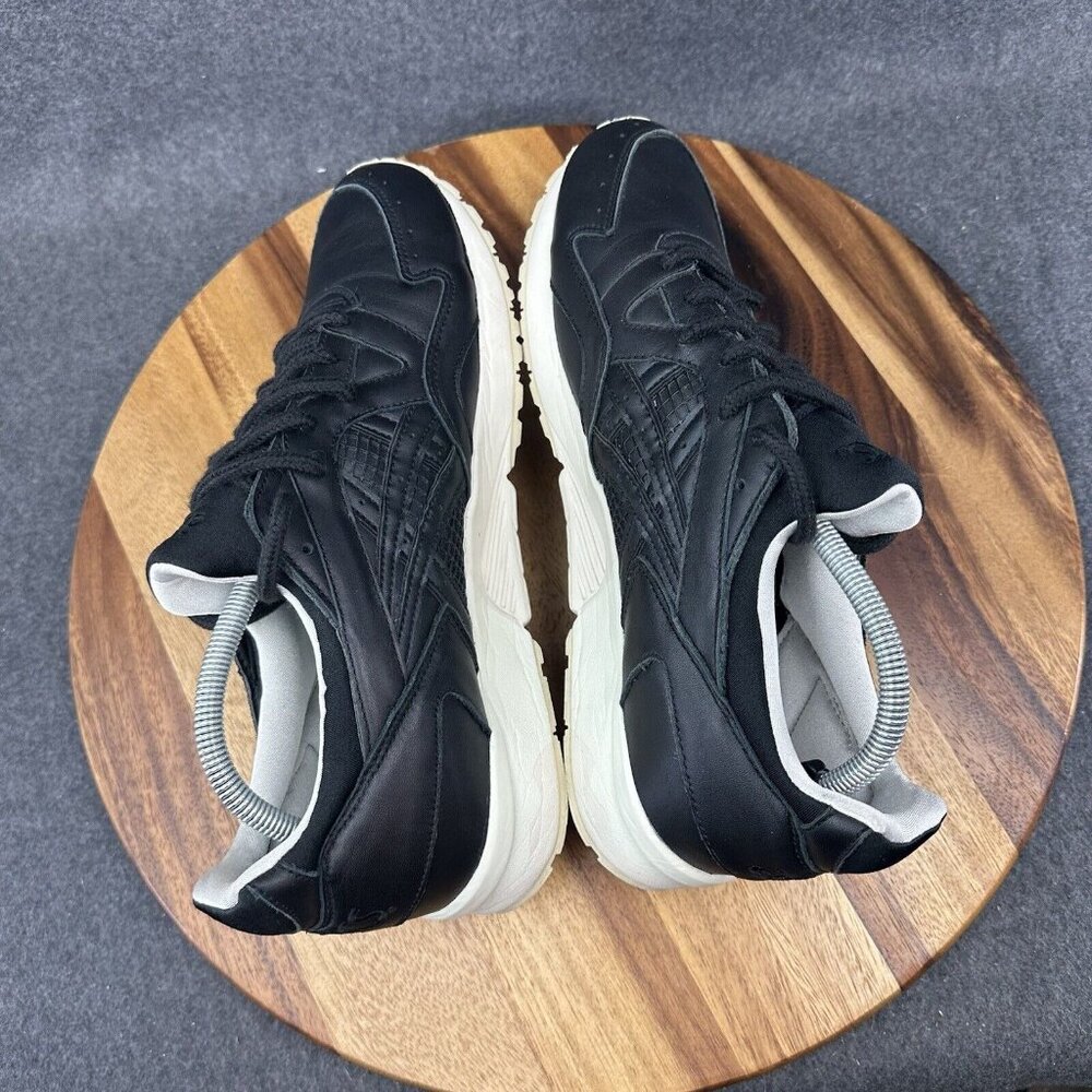 KITH GRAND OPENING ASICS
BLACK AND WHITE - Picture 9 of 11